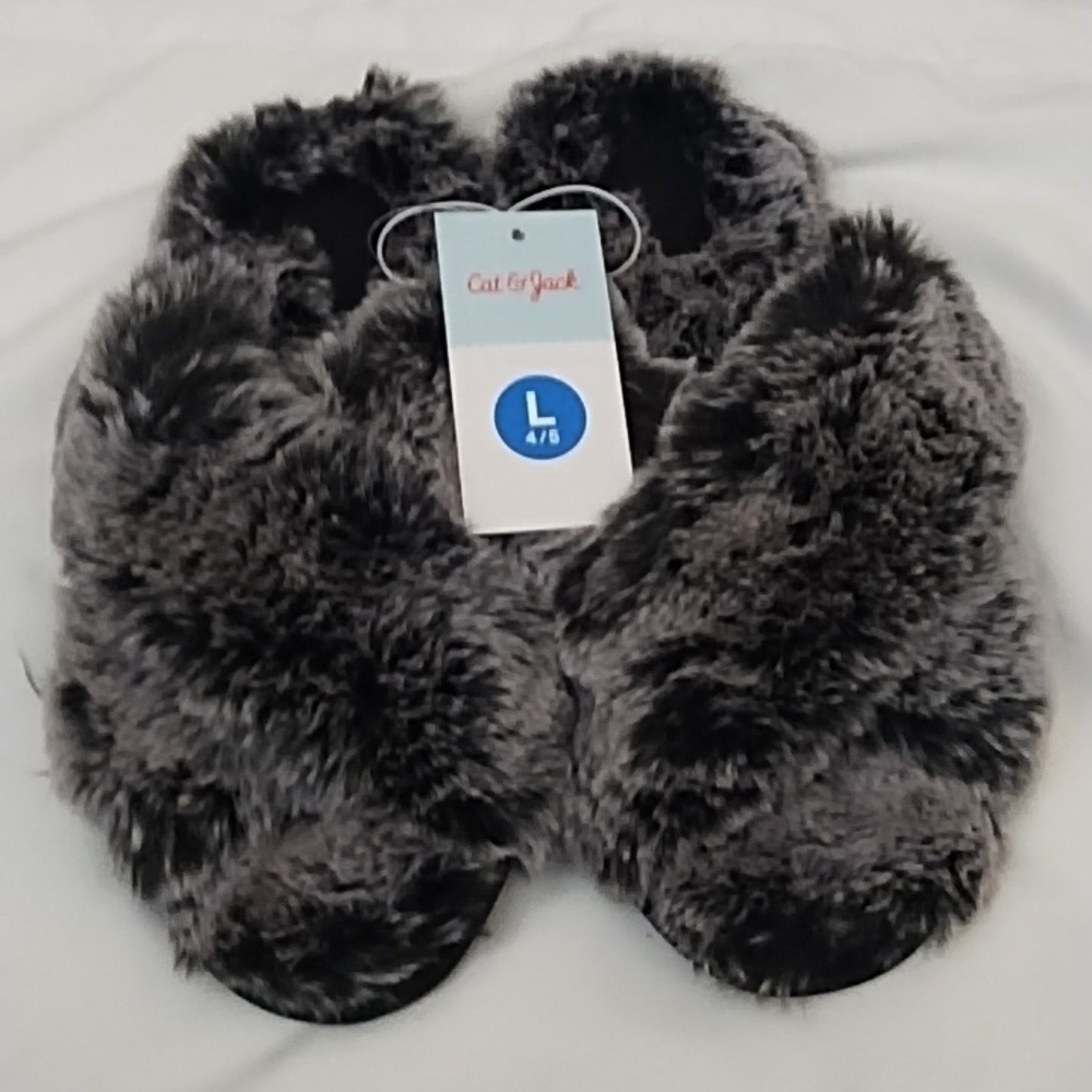 NWT C&J Girls' Slippers Sz 4/5